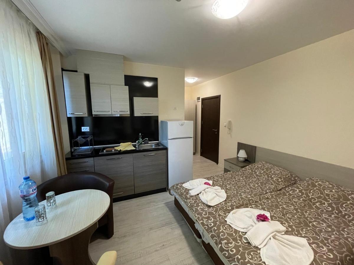 סוזופול Brilliant Aparthotel מראה חיצוני תמונה