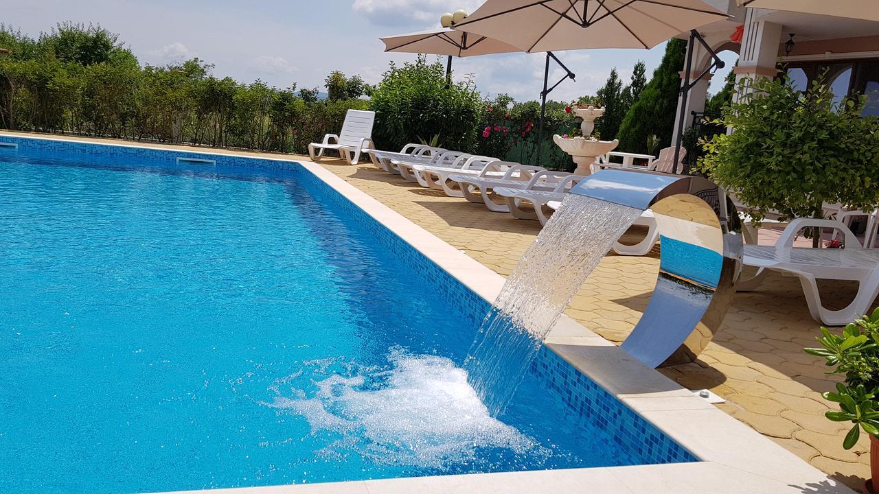 סוזופול Brilliant Aparthotel מראה חיצוני תמונה