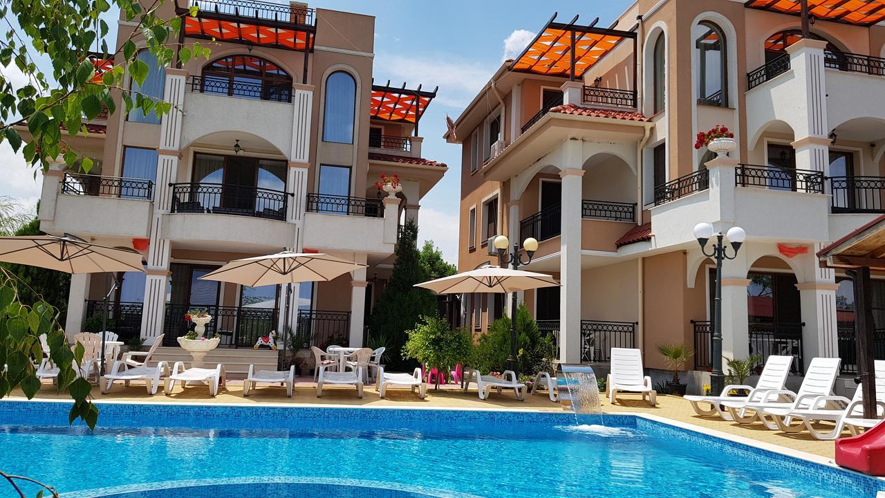 סוזופול Brilliant Aparthotel מראה חיצוני תמונה