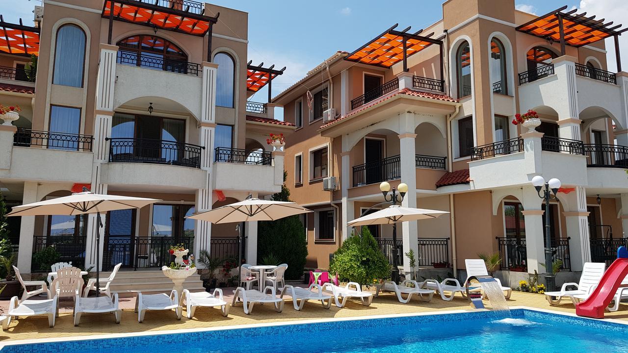 סוזופול Brilliant Aparthotel מראה חיצוני תמונה