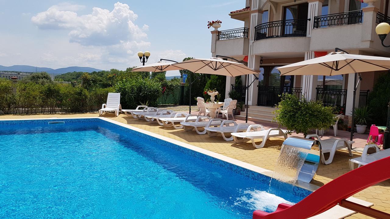 סוזופול Brilliant Aparthotel מראה חיצוני תמונה