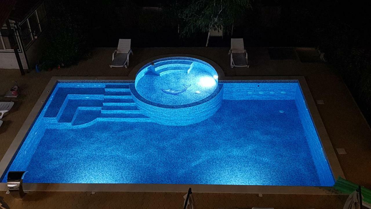 סוזופול Brilliant Aparthotel מראה חיצוני תמונה
